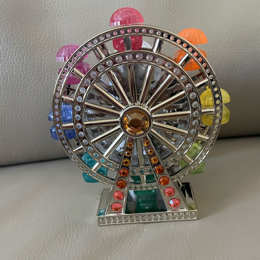 NEW WITH TAGS Bath & Body Works Wallflower Plug Diffuser Ferris Wheel Light Up
